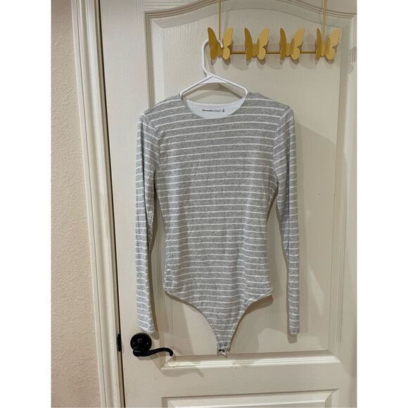 Abercrombie and Fitch Striped long sleeve Bodysuit Size Medium - Picture 1 of 5